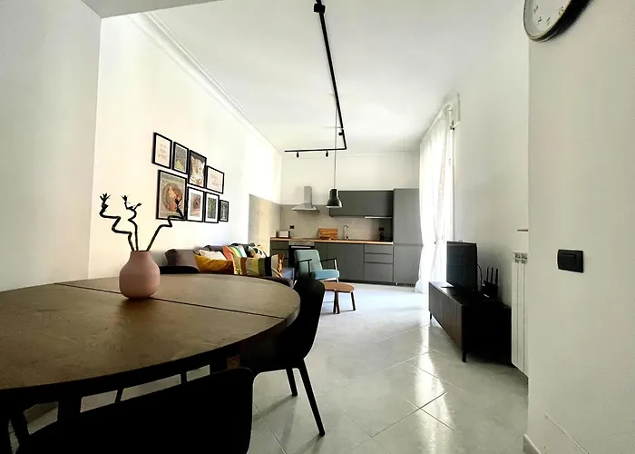 Aurelia's Hideaway, Near Vatican * רומא